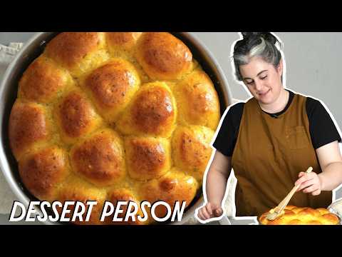 Savory Sweet Potato Dinner Rolls