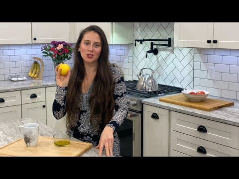 3 Detoxifying Benefits of Drinking Warm Lemon Water with Olive Oil