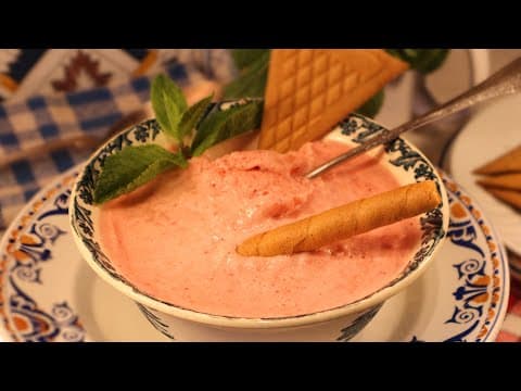 Glace à la fraise maison - Française Dessert Glace à la fraise maison - Delicious Française dessert with easy difficulty. Perfect recipe converted from YouTube video to PDF format.