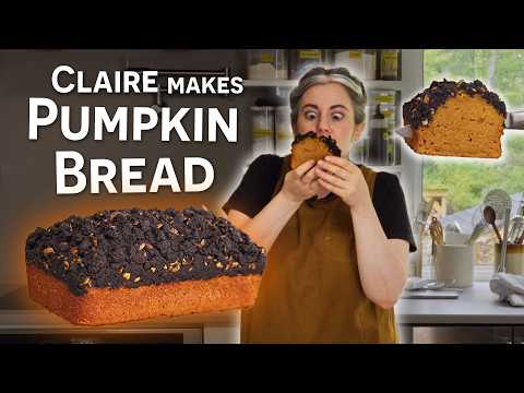 Pumpkin Bread with Black Cocoa Streusel