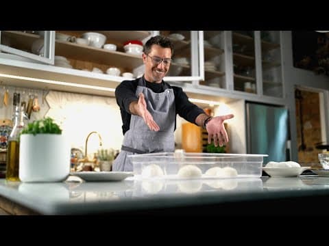 Gino D’Acampo makes a traditional Neapolitan Pizza