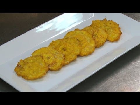 Puerto Rican Tostones (Twice-Fried Green Plantains)