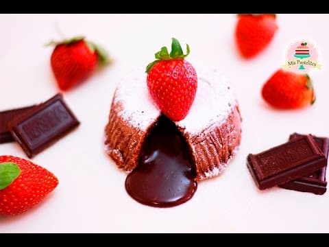 Volcán de Chocolate (Lava Cake)