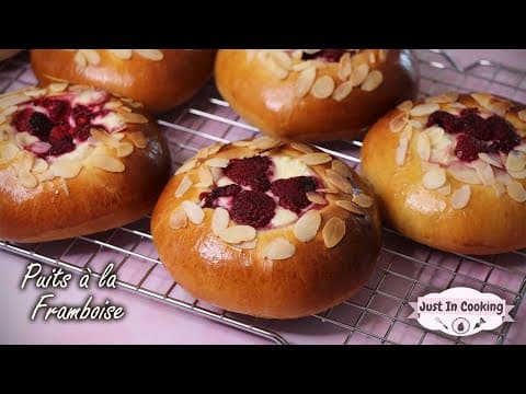 Mini raspberry brioche buns