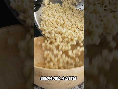 Easy and Creamy Macaroni Salad