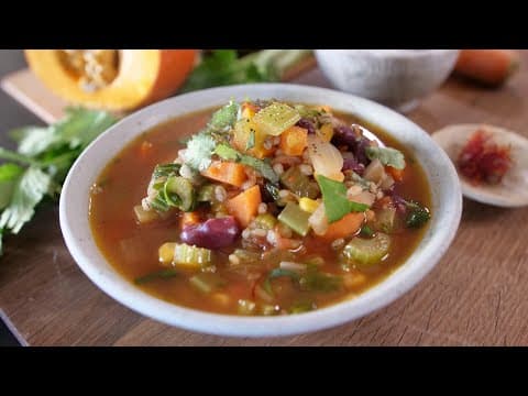 Soupe repas mexicaine aux haricots rouges et orge perlé - Mexicaine Main Course Soupe repas mexicaine aux haricots rouges et orge perlé - Delicious Mexicaine main course with easy difficulty. Perfect recipe converted from YouTube video to PDF format.