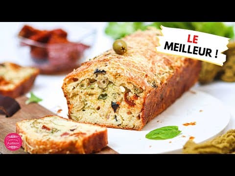 Cake salé aux olives, pancetta et pignons