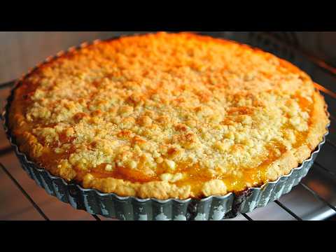 Apricot Pie with Crumb Topping