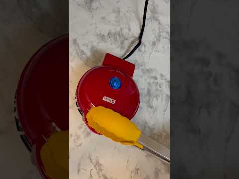 Crispy Rice in the Waffle Maker