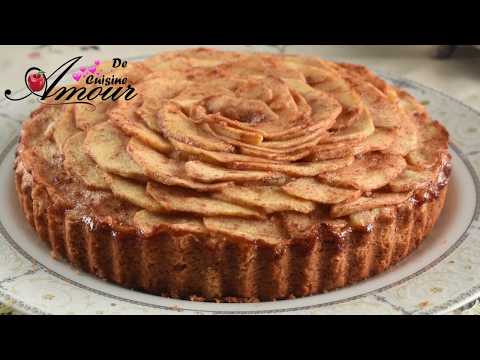 Apple Shortbread Cake