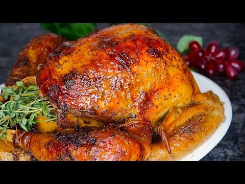 Crispy & Juicy Thanksgiving Turkey with Garlic‑Herb Butter and Oven Bag