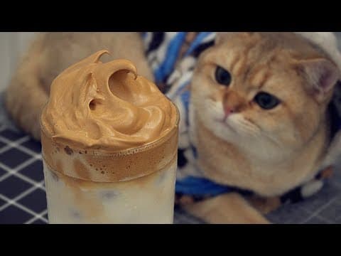 Dalgona Coffee at Home (Frothy Coffee)