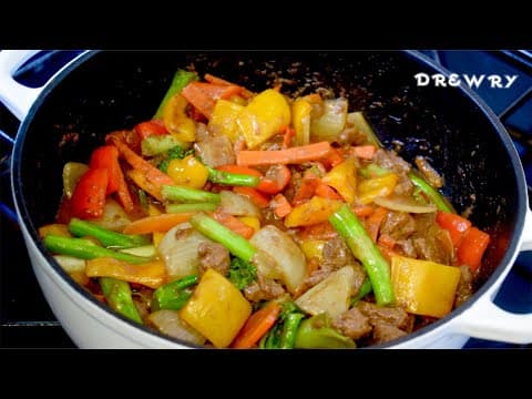 Chinese-Style Beef and Vegetable Sauce (Big Three) - Chinese Main Course Chinese-Style Beef and Vegetable Sauce (Big Three) - Delicious Chinese main course with medium difficulty. Perfect recipe converted from YouTube video to PDF format.