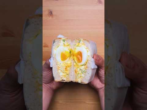 Japanese Egg Sandwich / Tamago Sando