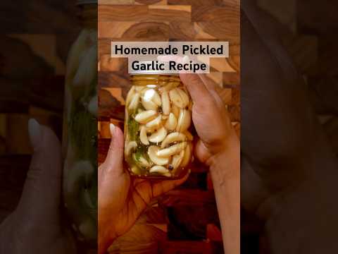 Easy homemade quick pickled garlic recipe